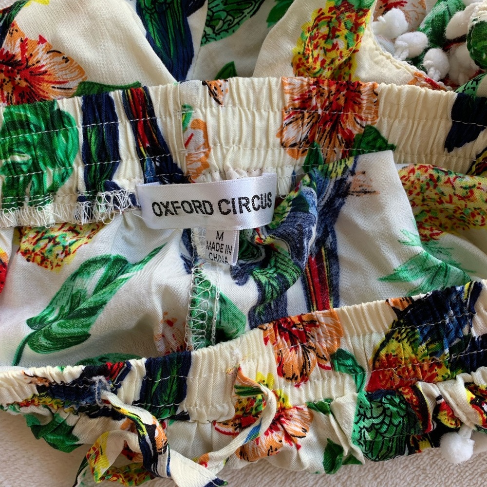 Tropical Pom Pom Shorts Size M